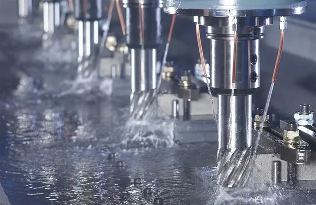  Fluid Management (ipari megoldások)